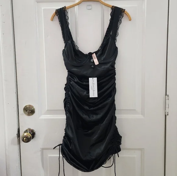 NWT For Love and Lemons Black Inez Sexy Satin Dress SIZE SMALL - Picture 5 of 8